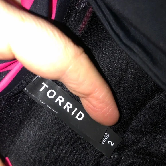 Torrid Swin Top - Picture 9 of 11
